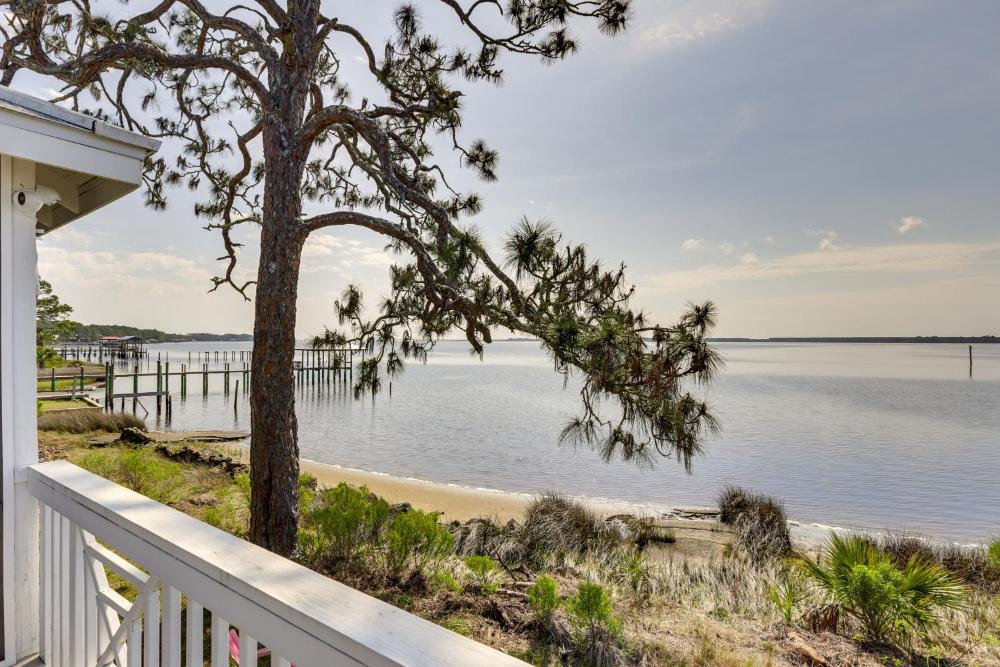 Waterfront Ochlockonee Bay Cottage with Views!